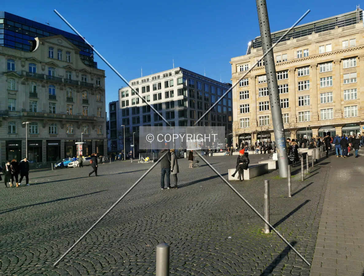 Photo 211-119-916