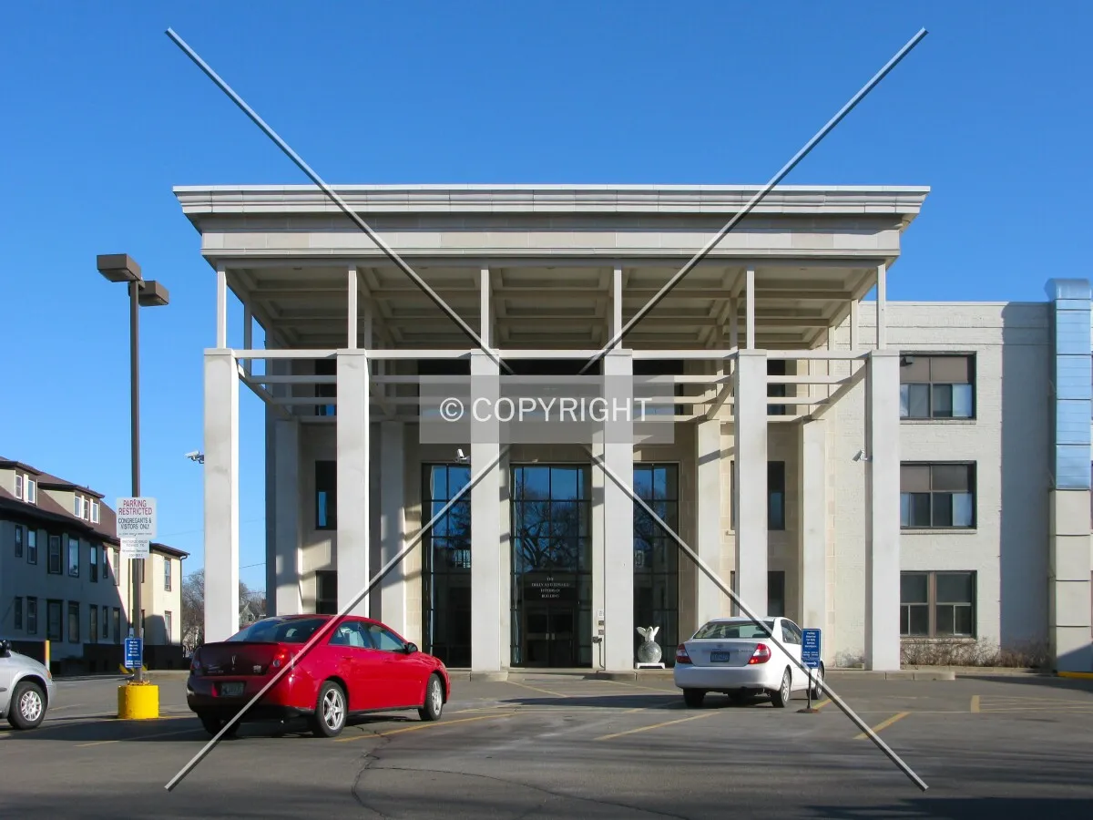 Entrance to the Fiterman Building from Fremont Avenue