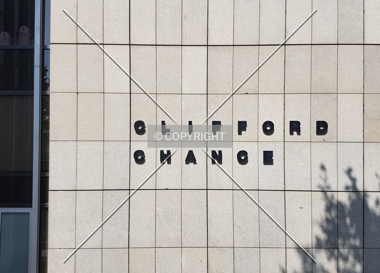 Logo of CLIFFORD CHANCE