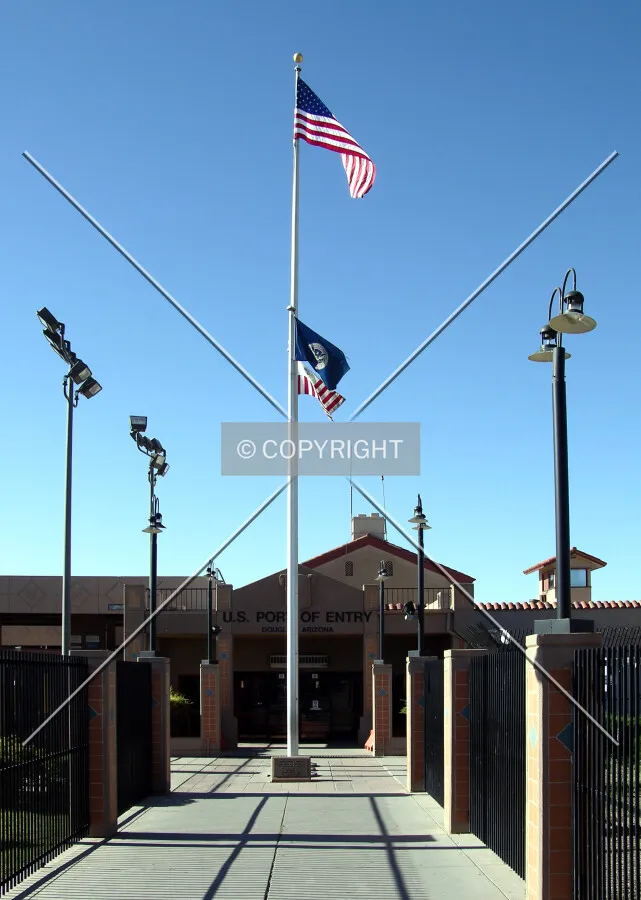 Border crossing from Agua Prieta