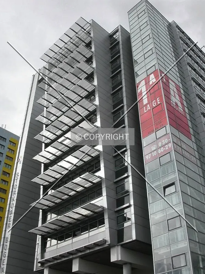 Frontal view of the building from Storkowerstrasse