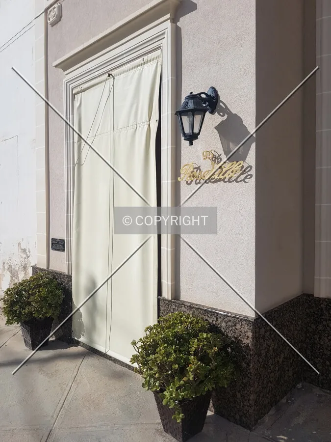 Photo 213-343-444