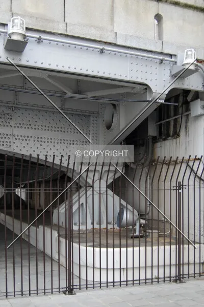 Photo 214-520-257