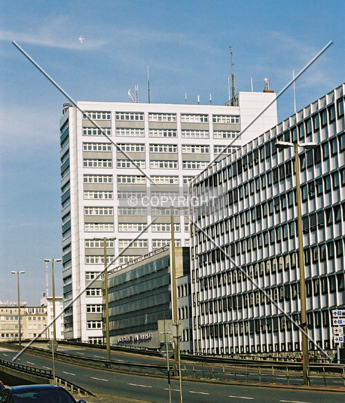 Side view; as seen from Rembertiring at GEWOBE building