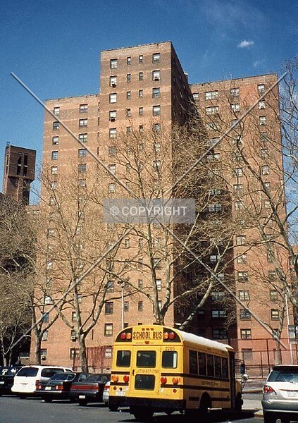 Photo 216-228-930