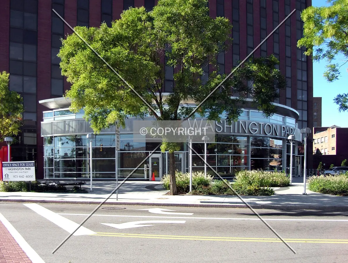 View from the northeast across Broad Street toward the entrance pavilion added in 2007