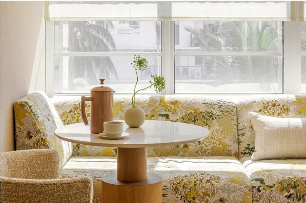 Hotel guest room