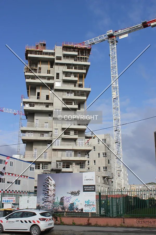 Photo 218-045-824