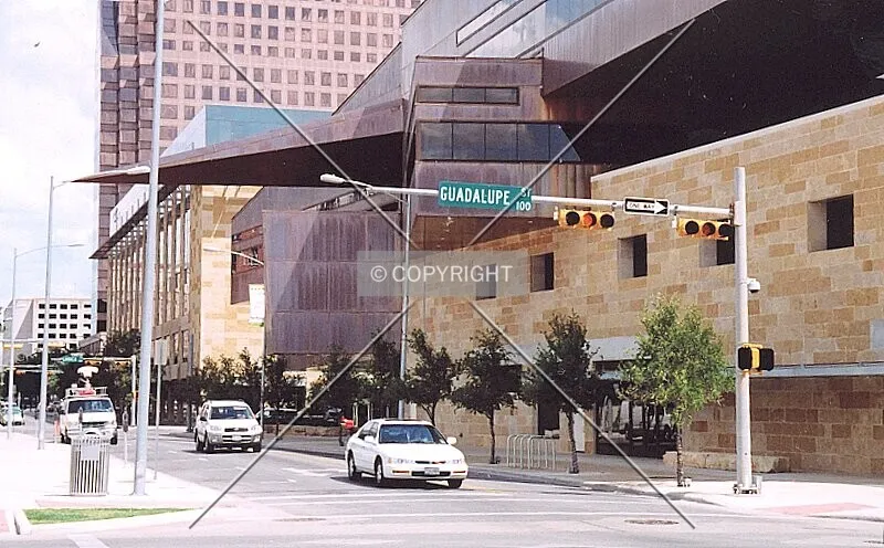 Photo 221-644-090