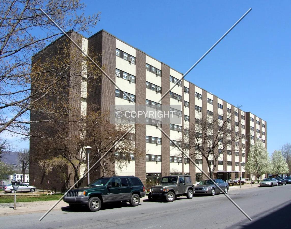 View from the south on Washington Avenue