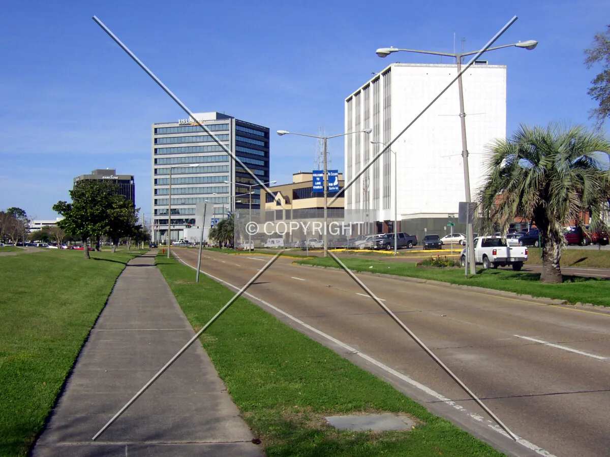 Looking north along Lakeshore Drive