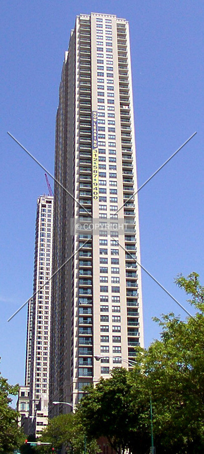Side view looking west on Superior Street