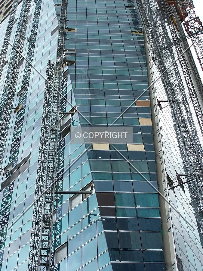 Jonctions des façades à l'angle est