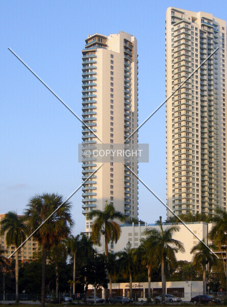 Photo 225-061-566