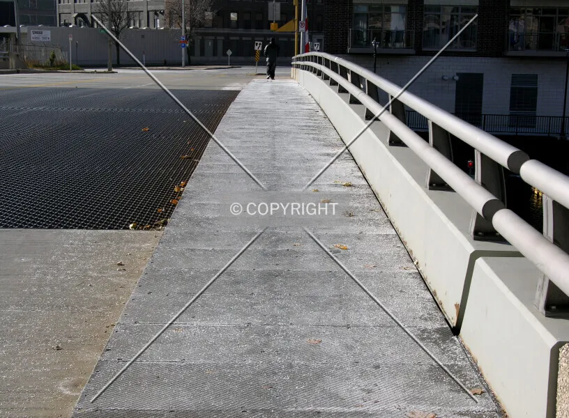 Photo 225-715-095