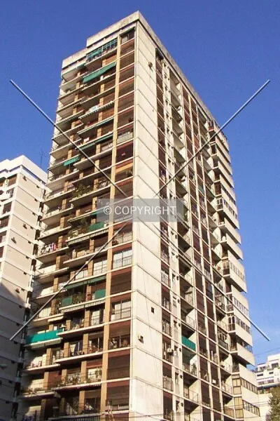Photo 225-716-496