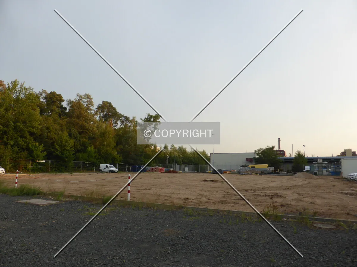 Photo 226-318-817