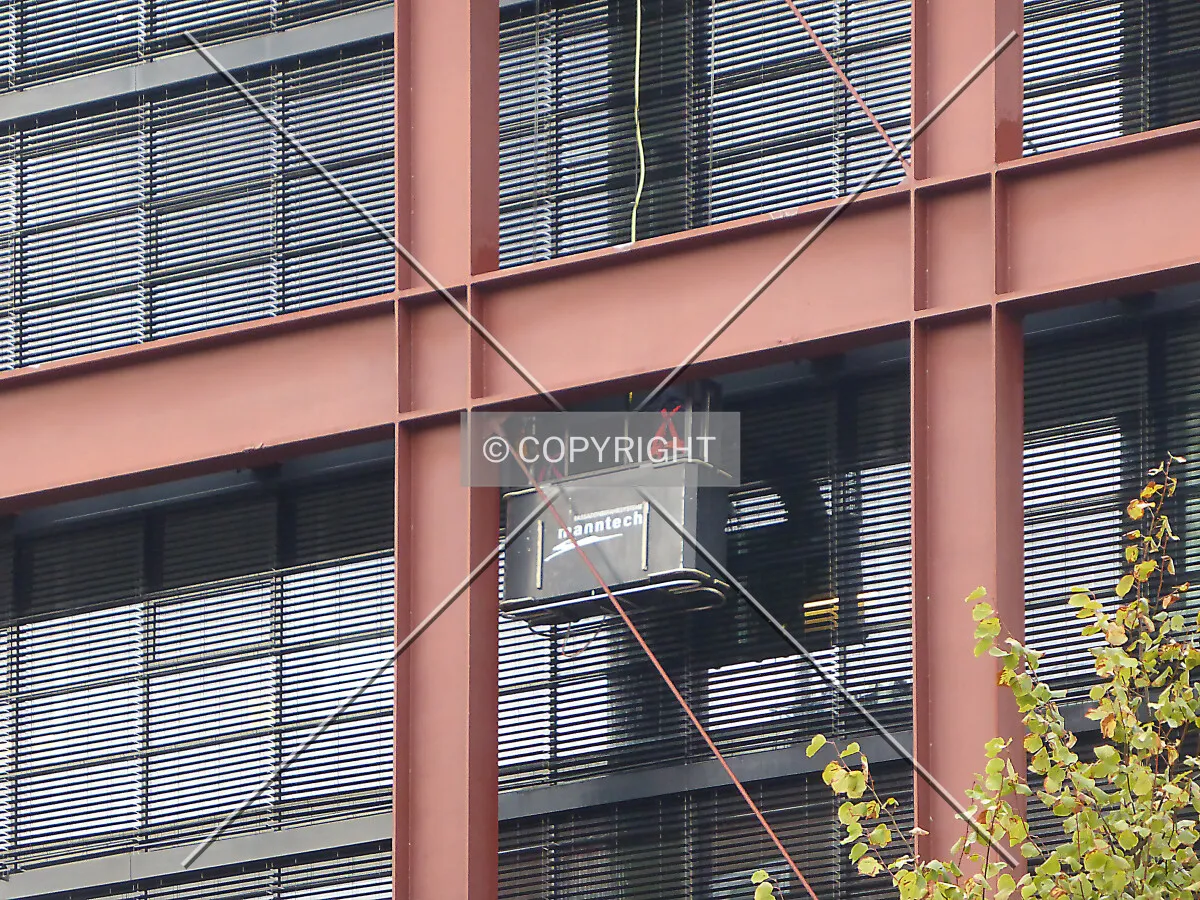 Manntech BMU building maintenance unit at a facade