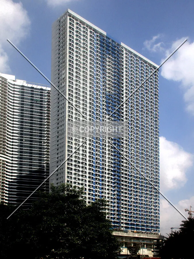 Photo 228-174-077