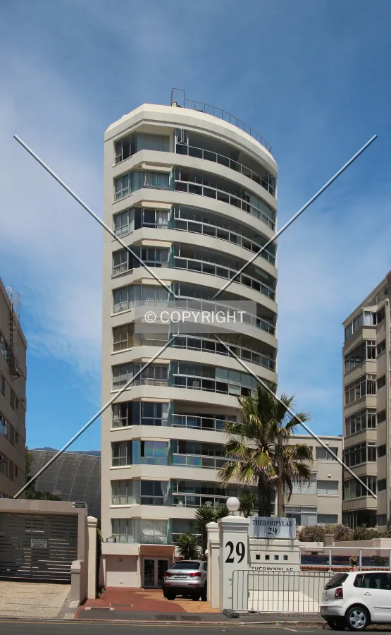 Full height view from Beach Road