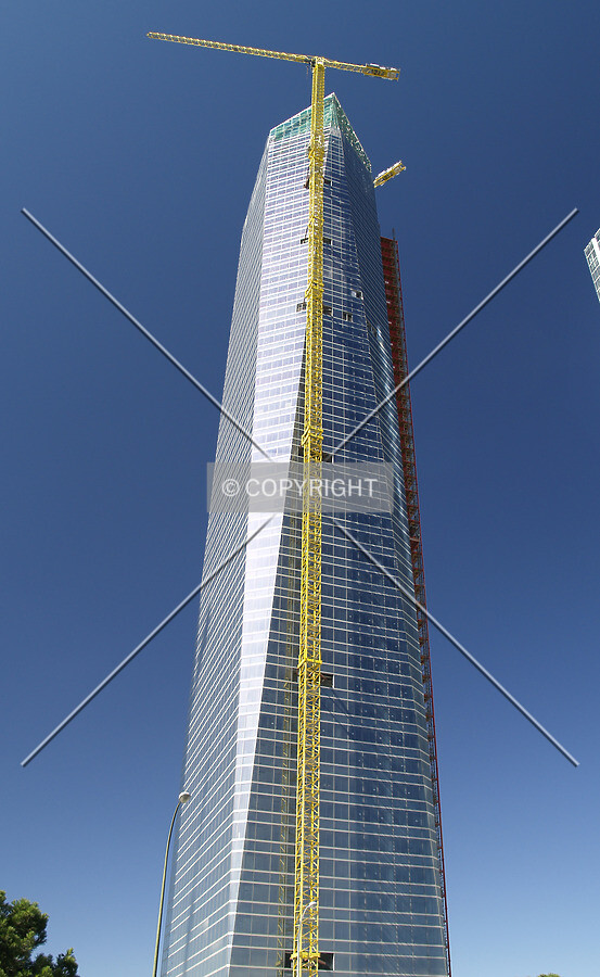Looking up from Paseo de la Castellana