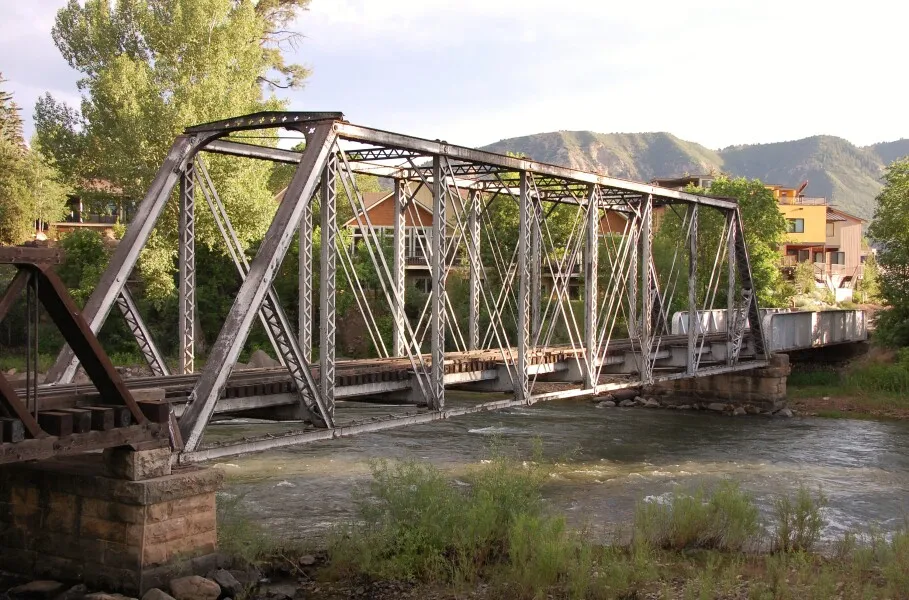 Photo 229-289-383