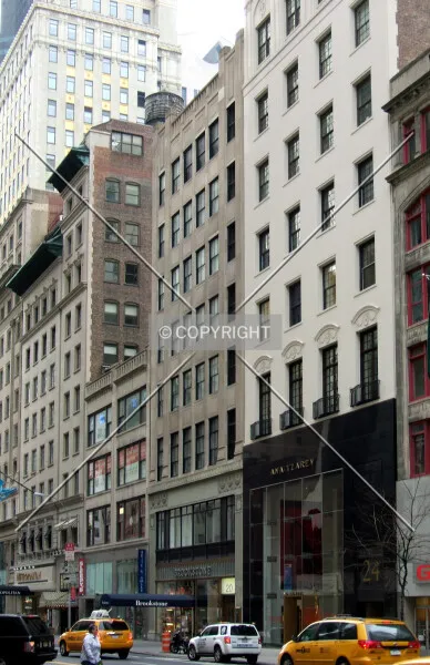 Photo 229-470-950