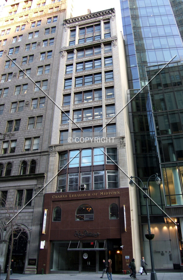 View from the west on 5th Avenue