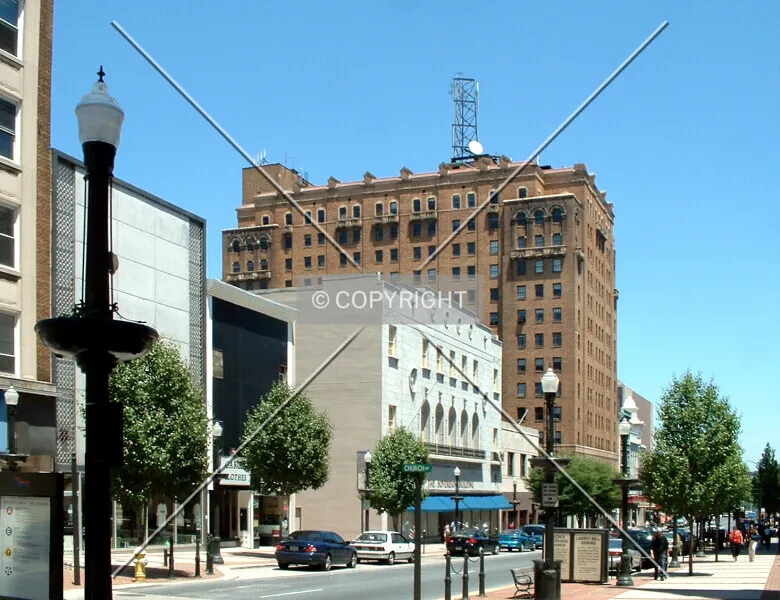 Photo 230-444-858
