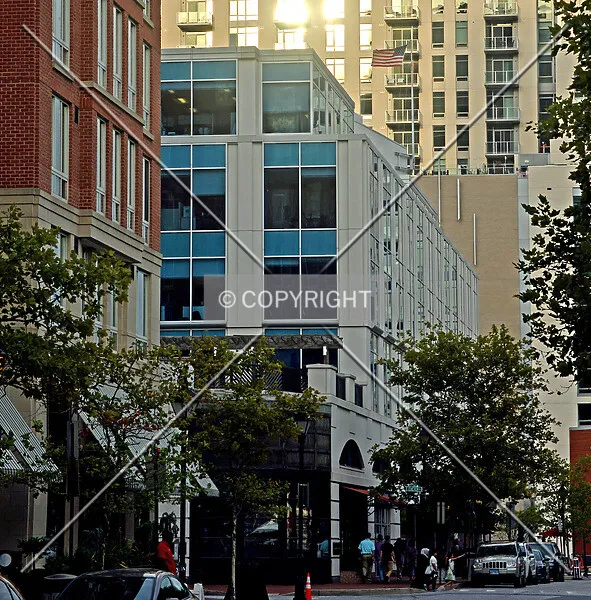 Photo 230-475-352