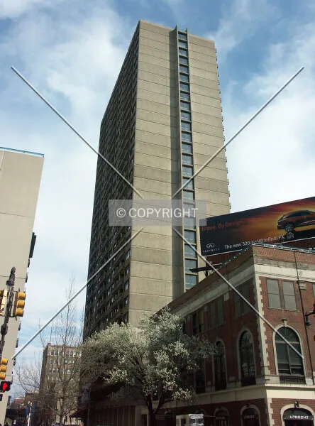 Photo 230-533-096