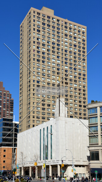 Photo 230-562-679