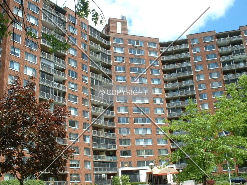 Photo 230-598-757
