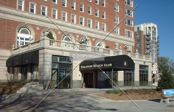 Lake Street entrance