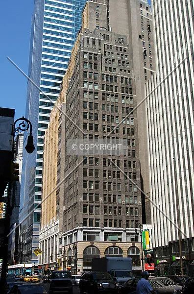 Photo 230-952-449
