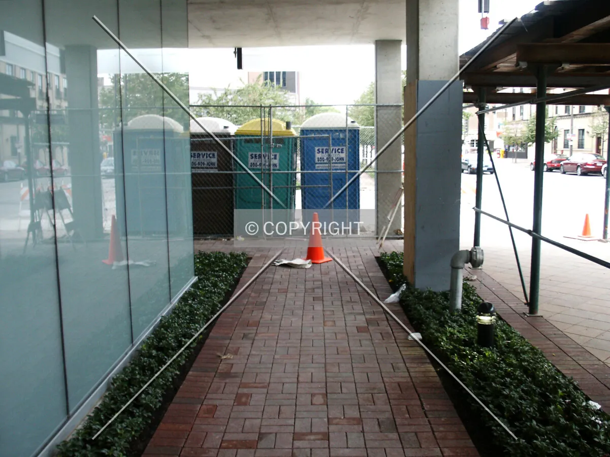 Pathway to the south entrance