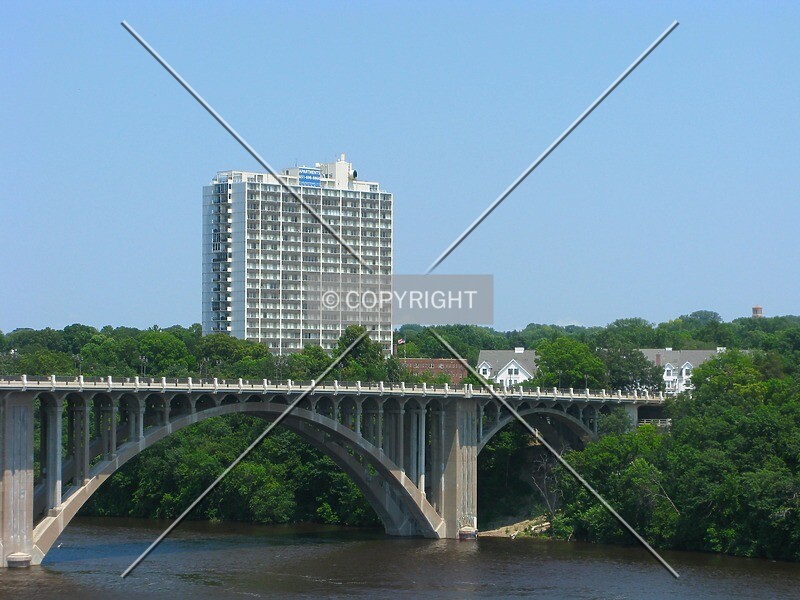 Photo 232-209-354
