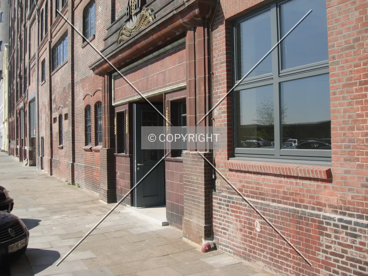 Photo 232-391-539
