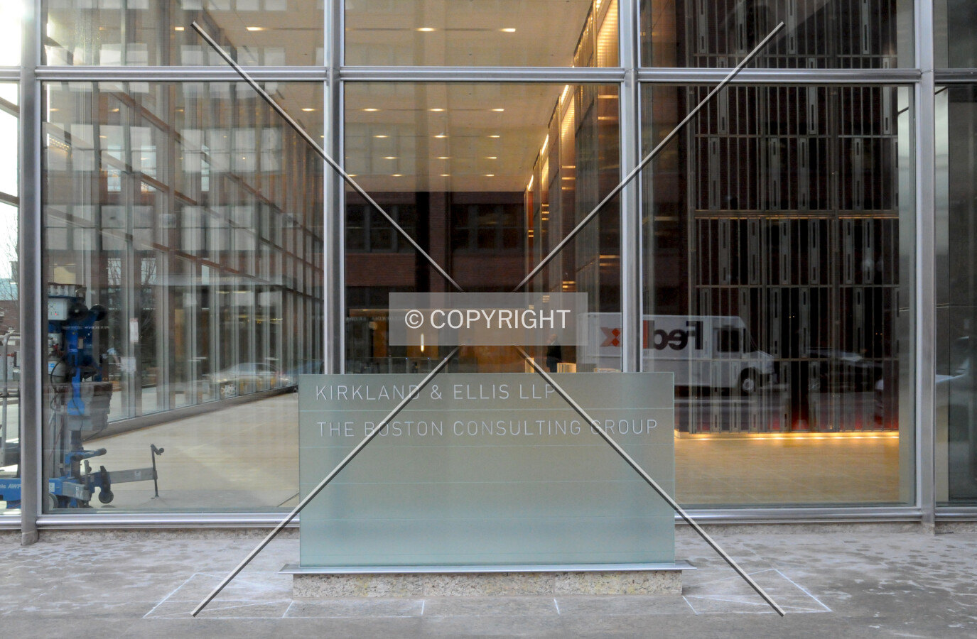 Tenant signage along LaSalle Street