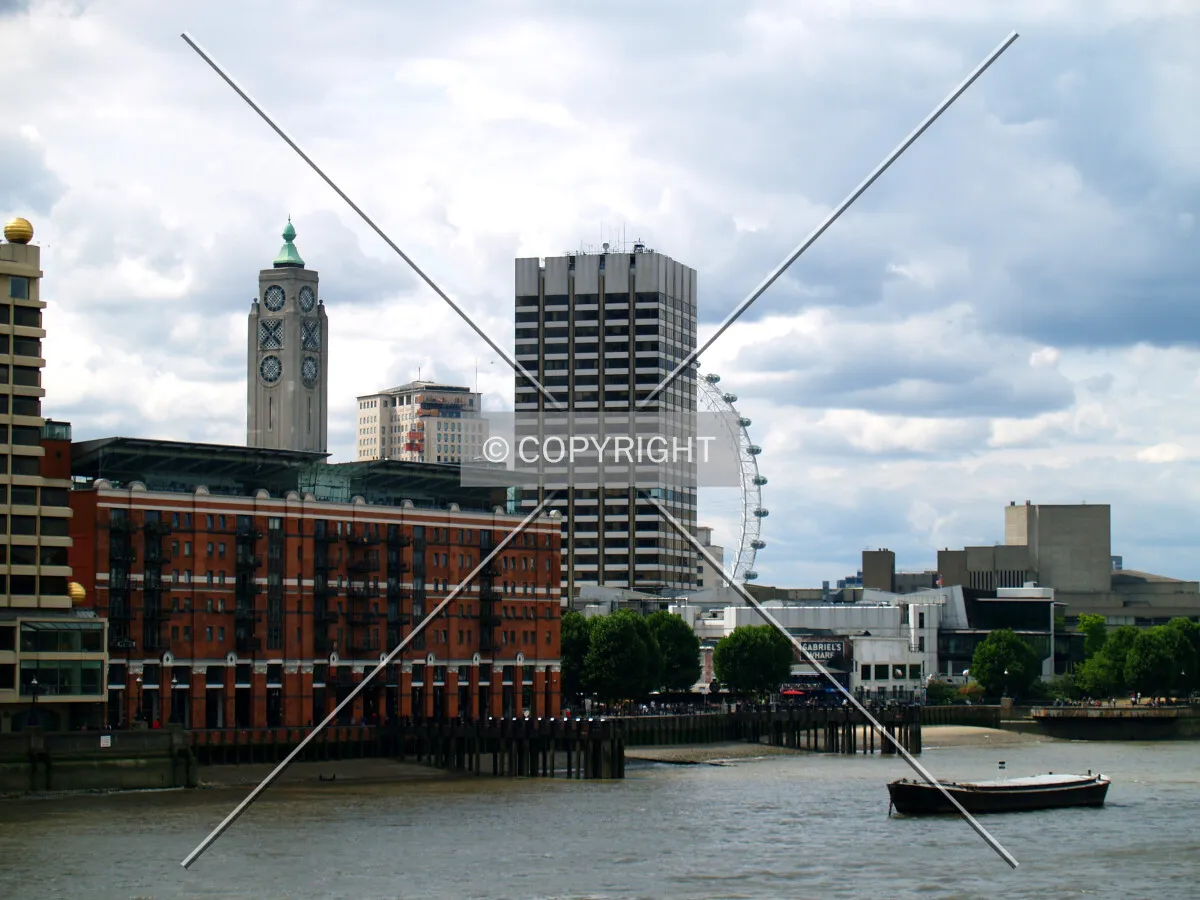 Across the Thames towards Southwark
