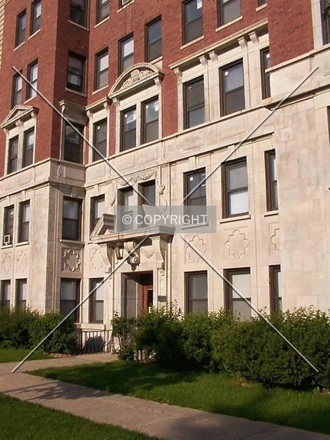 East entrance on South Shore Drive