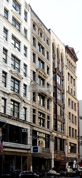 Photo 234-350-736