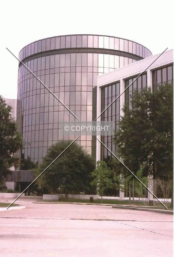 The central 8-story tower