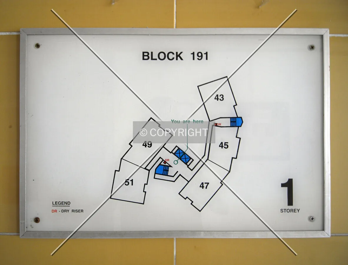 Map displayed near the elevators