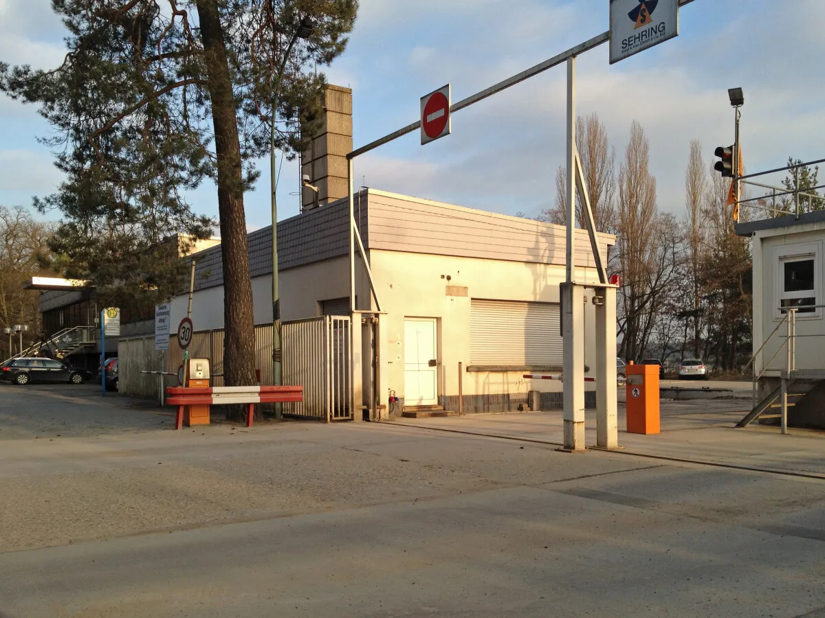 Photo 235-265-791