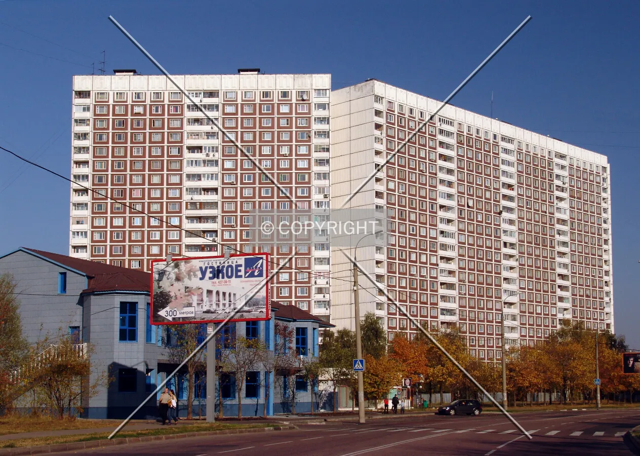 The western view along Litovsky Boulevard