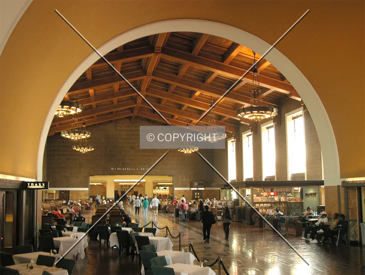 Arch and main waiting room