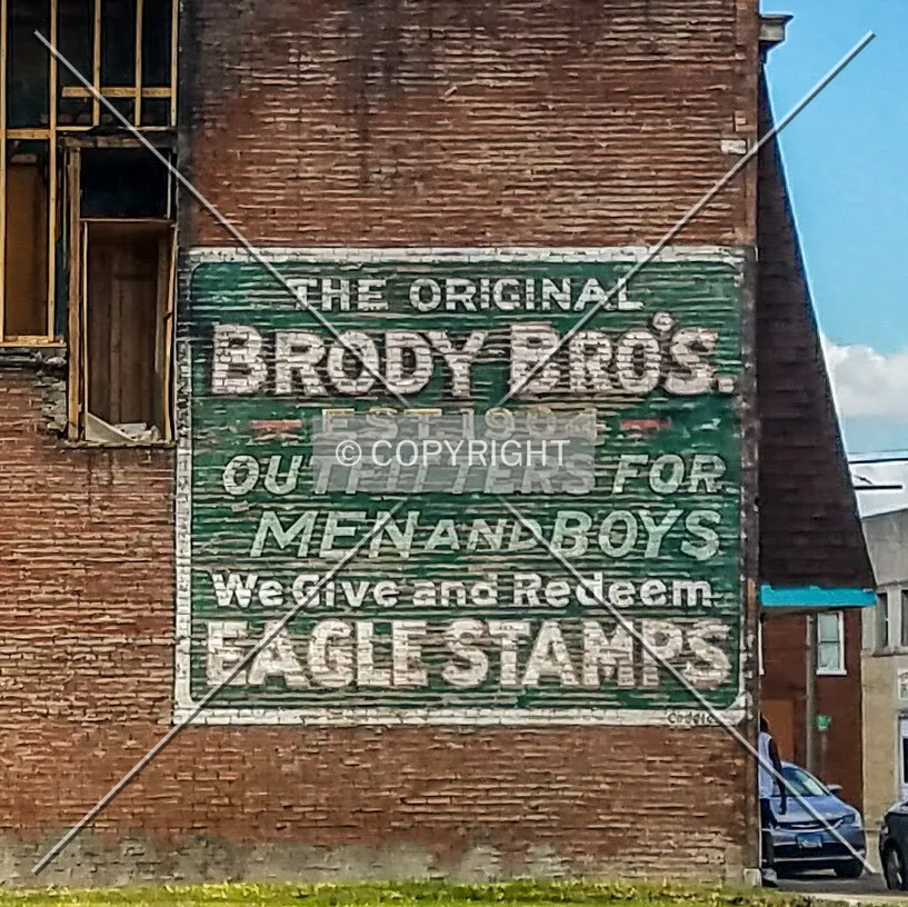 Signage on the south facade, May 12, 2017