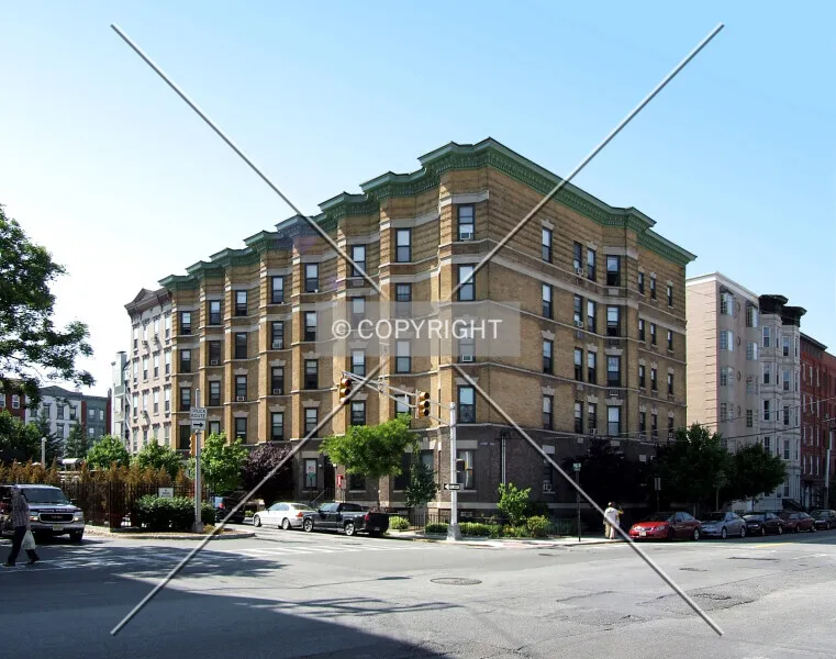 Photo 236-767-635