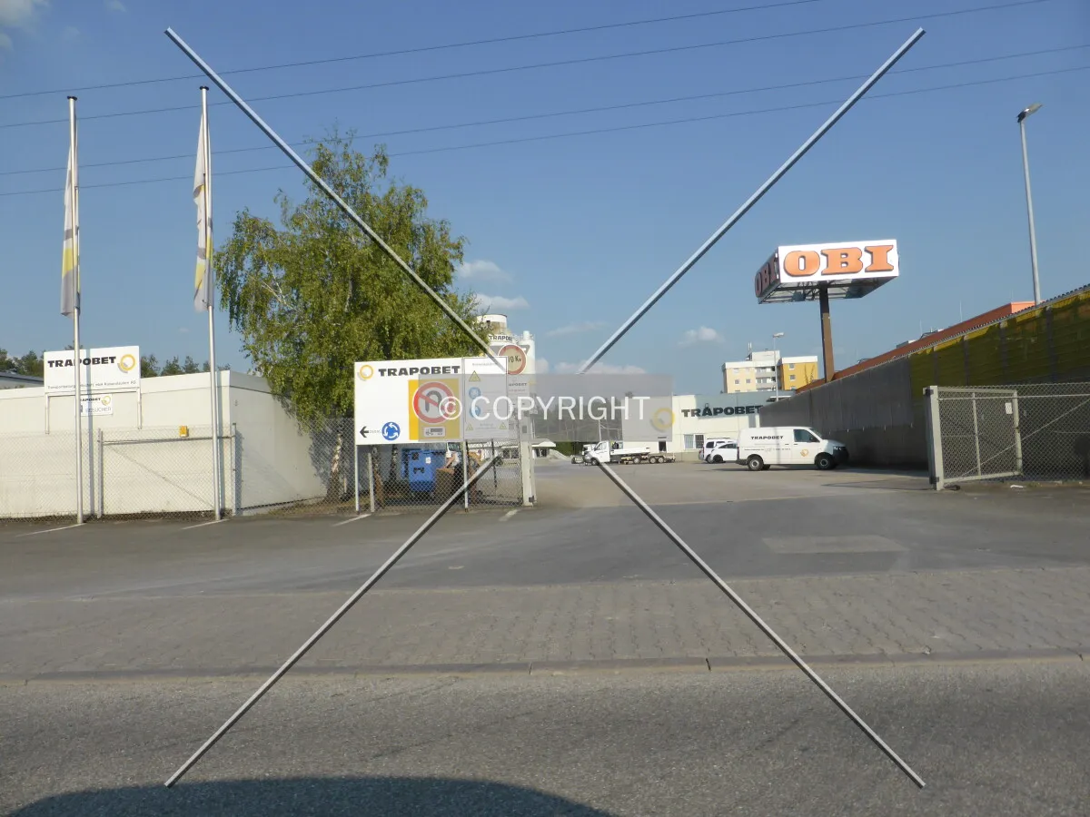 Photo 238-305-473